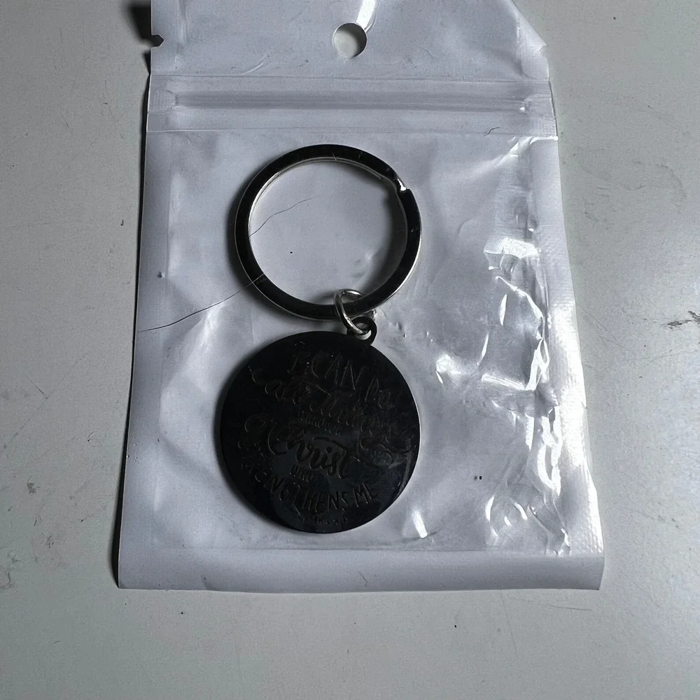 Unbranded keychain silver